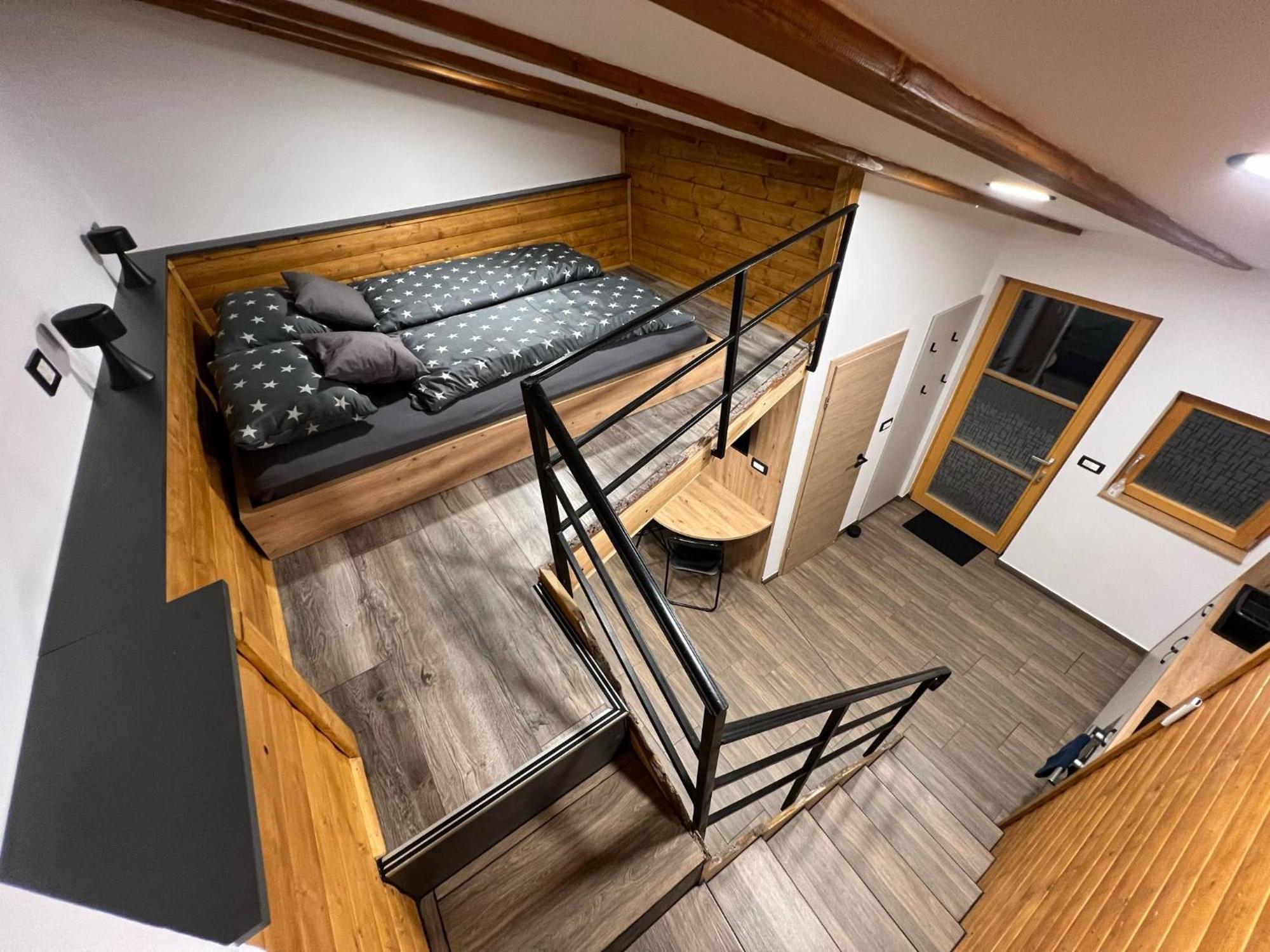 Apartma Mia Crni Kal Bagian luar foto